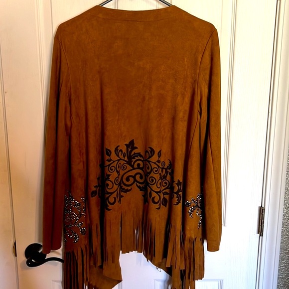 Vocal faux suede fringed duster with crystals and filigree design sz M - Picture 10 of 11